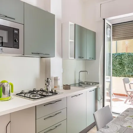 New Apt! 1km From Station 'la Spezia' * Специя