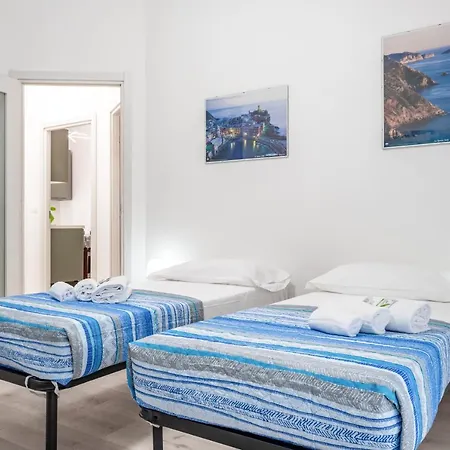 New Apt! 1km From Station 'la Spezia'