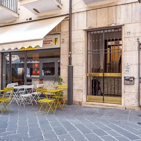 Lejlighed New Apt! 1km From Station 'la Spezia'